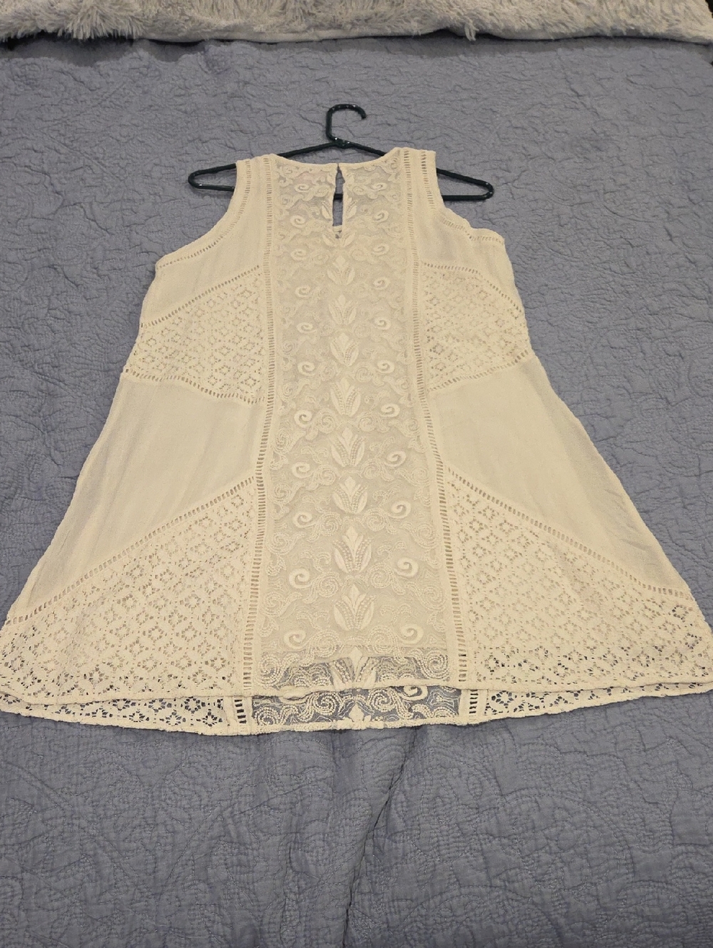 Lilly Pulitzer "Ginny" White Lace Shift Dress Size M! - Picture 7 of 11